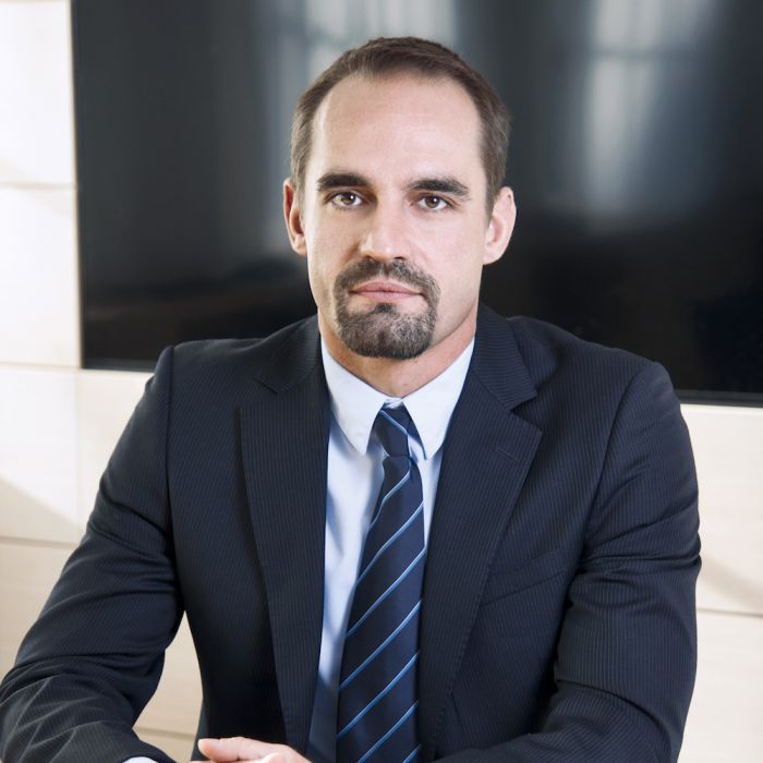 Dr. BERTALANFFY Barnabás